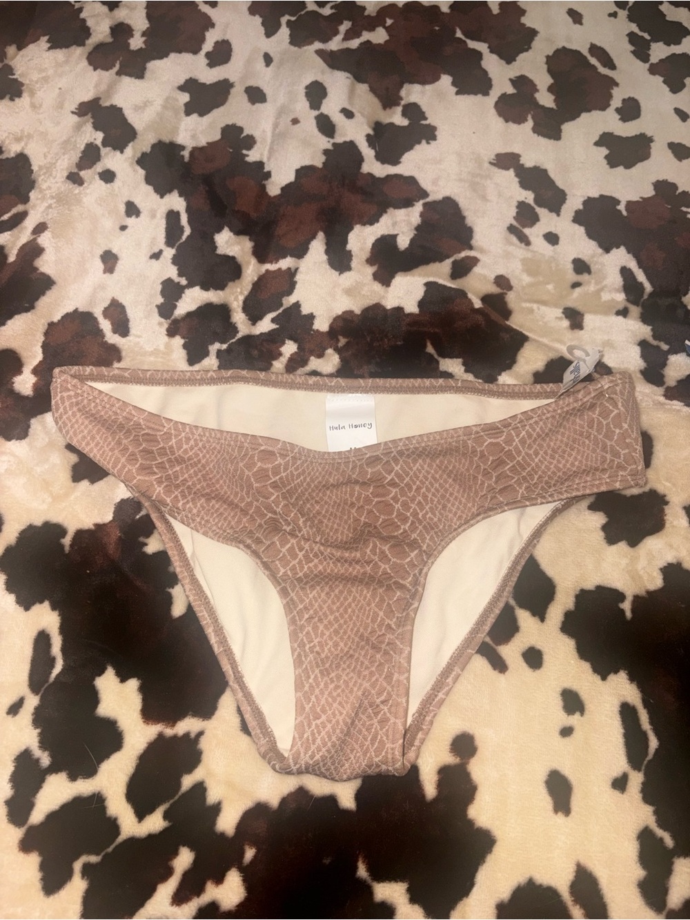 Intimates & Sleepwear subcategory classification